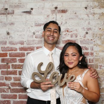 Carcano Photo Booths - Photo Booth Rentals Near Me - Lake Forest, California