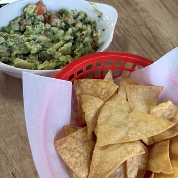Luna's Mexican Grill - Fresh guacamole & homeade chips - New Mexican Cuisine Near Me - Tehachapi, California Luna's Mexican Grill - Fresh guacamole & homeade chips - New Mexican Cuisine Near Me - Tehachapi, California