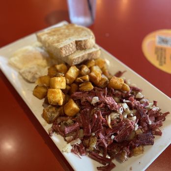 The Egg Bistro - Housemade Corned Beef Hash - Breakfast & Brunch Near Me - Virginia Beach, Virginia
