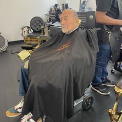 8 to 8 Barber Shop