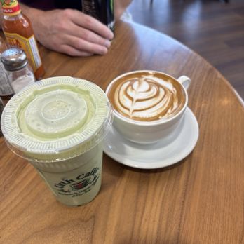 Urth Caffe - Wazuka Matcha and Caffe Latte - Coffee & Tea Near Me - Henderson, Nevada
