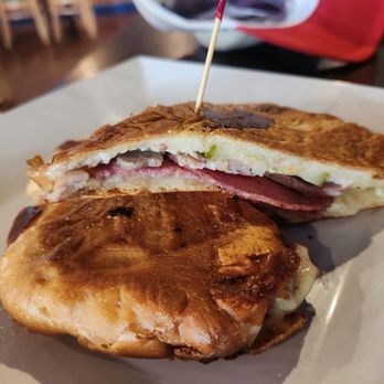 Hurricane Eddie's - Cuban sandwich - Sports Bars Near Me - Clearwater Beach, Florida