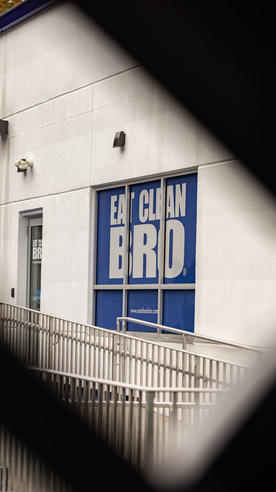 EAT CLEAN BRO Updated October 2024 17 Photos 607 Industrial Way W