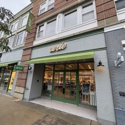 Aerie - Aerie store at Crocker Park mall -- on Saturday, 22 August 2026