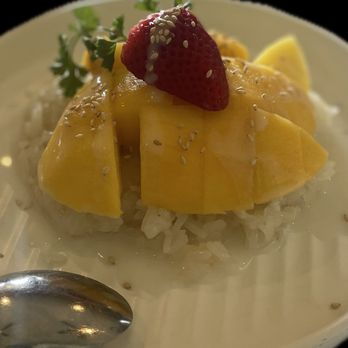Banana Leaf - Mango Sticky Rice - yummy! - Breakfast & Brunch Near Me - El Cerrito, California Banana Leaf - Mango Sticky Rice - yummy! - Breakfast & Brunch Near Me - El Cerrito, California