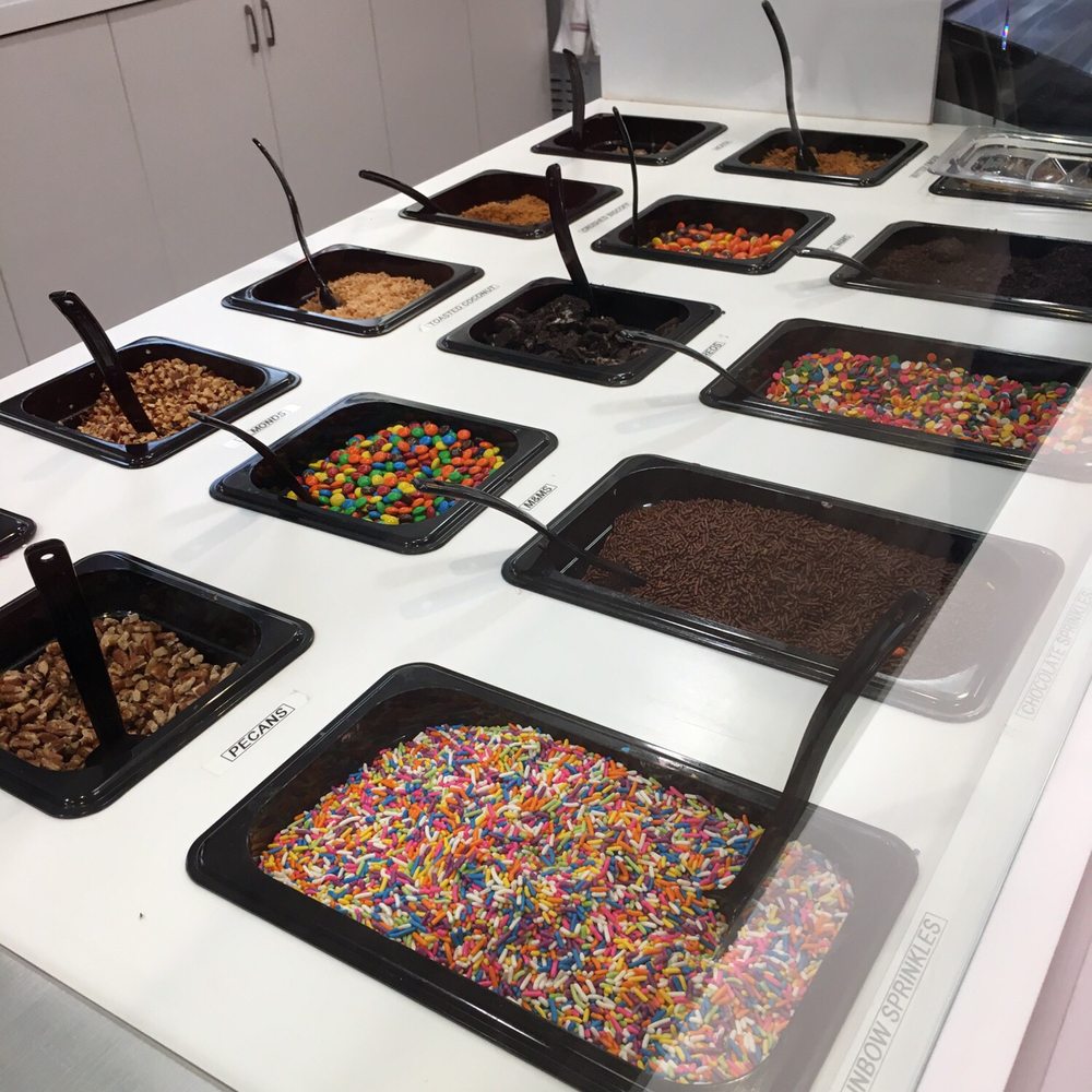 Carvel - Lots of toppings. - Ice Cream & Frozen Yogurt Near Me - Boynton Beach, Florida Carvel - Lots of toppings. - Ice Cream & Frozen Yogurt Near Me - Boynton Beach, Florida