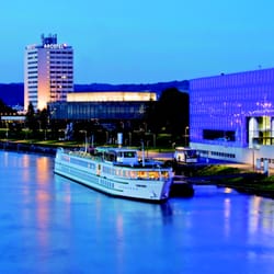 ARCOTEL  Nike - Außenansicht bei Nacht
