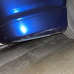 Sherif's Autocare - This was NOT here when I brought it in. Visible scratches , did not notify me at all of the damage.