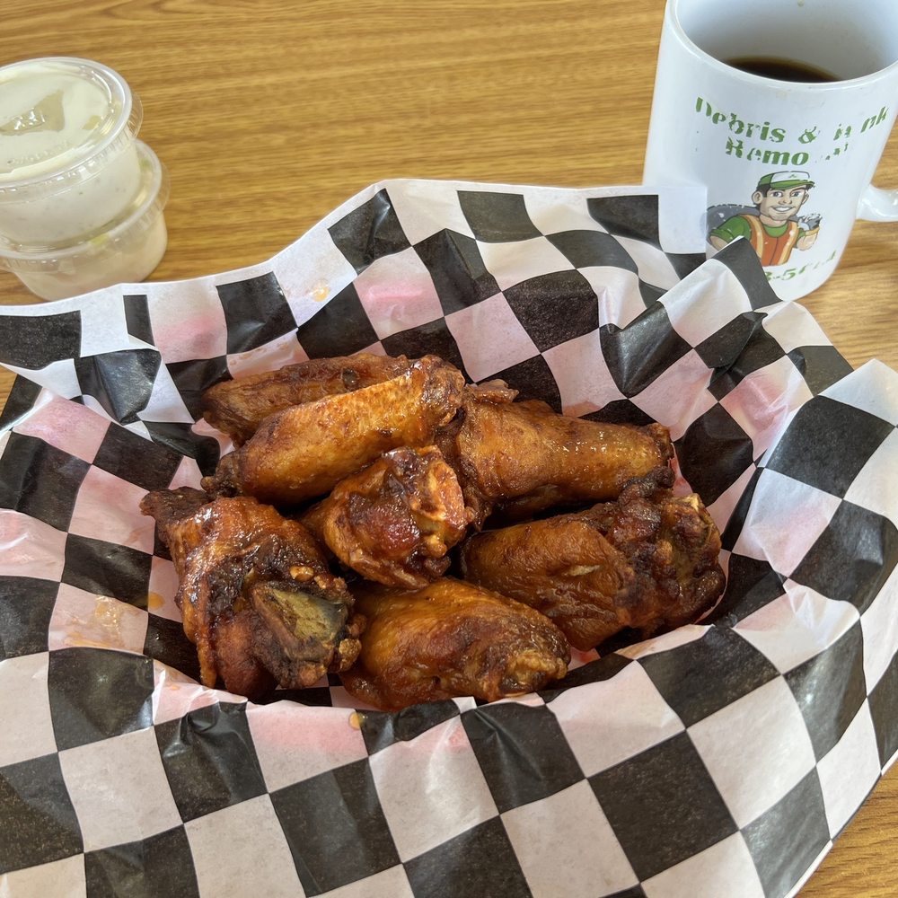 Fluffy's - Hot wings - Breakfast & Brunch Near Me - Winter Haven, Florida Fluffy's - Hot wings - Breakfast & Brunch Near Me - Winter Haven, Florida