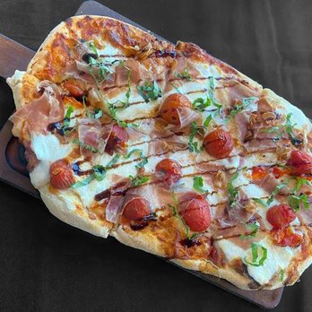 Basking Ridge Country Club - Bruschetta Pizza - Golf Near Me - Basking Ridge, New Jersey Basking Ridge Country Club - Bruschetta Pizza - Golf Near Me - Basking Ridge, New Jersey