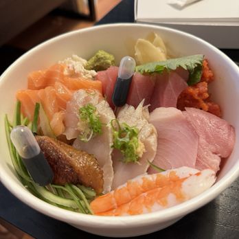 CM Ghost Kitchen by Chef Maezaki - CM Chirashi Bowl - Food Delivery Services Near Me - Pasadena, California