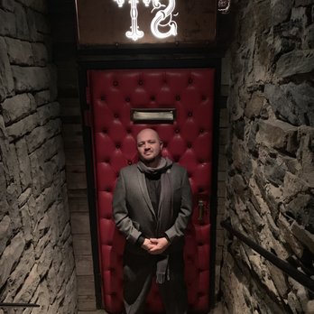 Tanner Smiths - Meet your new bouncer & Good Fella at Tanners Smith, call me Andy Pesci or Andy Father.. haha. - Cocktail Bars Near Me - New York, New York