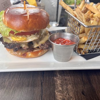 The Hangry Bison - Burgers Near Me - Winter Garden, Florida The Hangry Bison - Burgers Near Me - Winter Garden, Florida