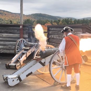 Fort William Henry Museum - Cannon demonstrators - Museums Near Me - Lake George, New York Fort William Henry Museum - Cannon demonstrators - Museums Near Me - Lake George, New York