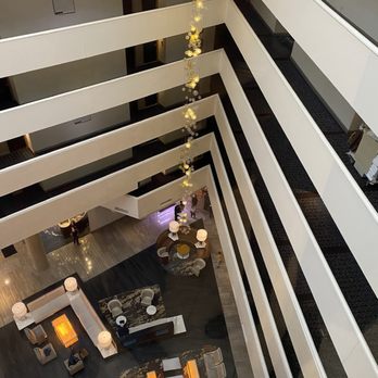 Hilton McLean Tysons Corner - Interior and exterior photos - Hotels Near Me - Mclean, Virginia Hilton McLean Tysons Corner - Interior and exterior photos - Hotels Near Me - Mclean, Virginia
