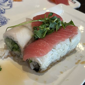 Sushi Nova - Spicy Crispy Tuna Roll - Sushi Bars Near Me - Westmont, Illinois