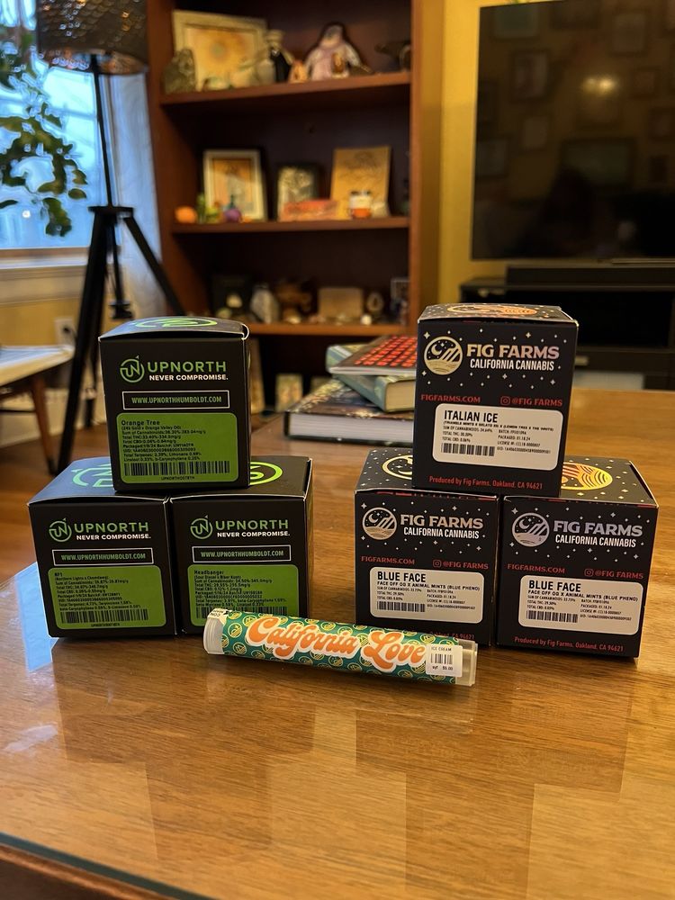 ELEMENT 7 LAUREL VILLAGE Updated September 2024 16 Photos 3415