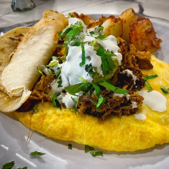The Bread And Honey House - Carnitas Omelette - Breakfast & Brunch Near Me - Mesa, Arizona The Bread And Honey House - Carnitas Omelette - Breakfast & Brunch Near Me - Mesa, Arizona