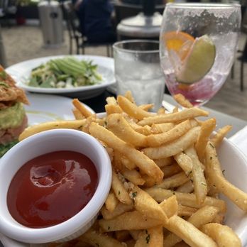 The Sunset Restaurant - French fries galore - New American Near Me - Malibu, California The Sunset Restaurant - French fries galore - New American Near Me - Malibu, California