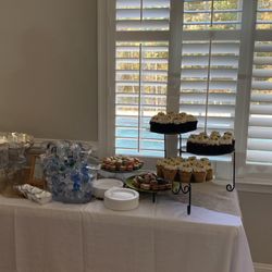 Cakes By Happy Eatery - Cupcakes by Cakes by Happy Eatery for a baby shower