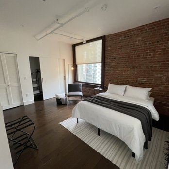 Make It Clean Now - Bedroom - Home Cleaning Near Me - Los Angeles, California