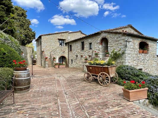 Borgo Vescine by null