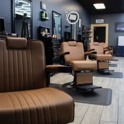 Hammer & Co Barbershop - Barber chairs