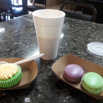 PHO 43 - Pandan Mini-cheesecake, Hot Vietnamese coffee and my Taro and Pandan macaroons - Vietnamese Near Me - Phoenix, Arizona PHO 43 - Pandan Mini-cheesecake, Hot Vietnamese coffee and my Taro and Pandan macaroons - Vietnamese Near Me - Phoenix, Arizona