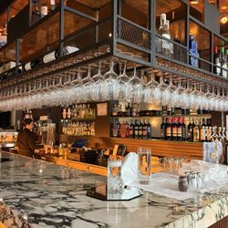Eshel - Stunning bar!