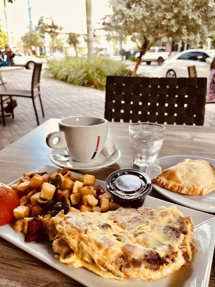 GRAZIANO’S MERCADO AVENTURA Updated October 2024 190 Photos & 174