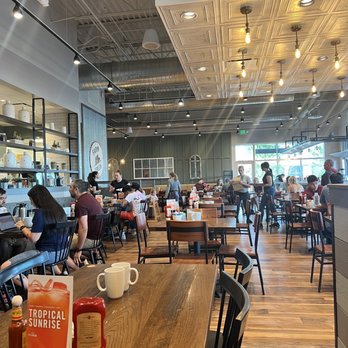 First Watch - Inside - Breakfast & Brunch Near Me - Orlando, Florida