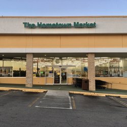 The Hometown Market - Store Front