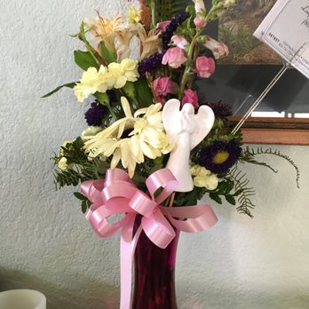 Lompoc Valley Florist - These are the flowers that were delivered. - Florists Near Me - Lompoc, California Lompoc Valley Florist - These are the flowers that were delivered. - Florists Near Me - Lompoc, California