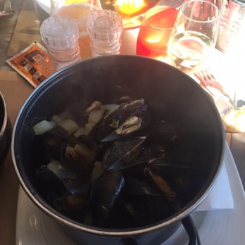 La Boussole - Mussels and fries. - Brasseries Near Me - Brussels, BRU La Boussole - Mussels and fries. - Brasseries Near Me - Brussels, BRU