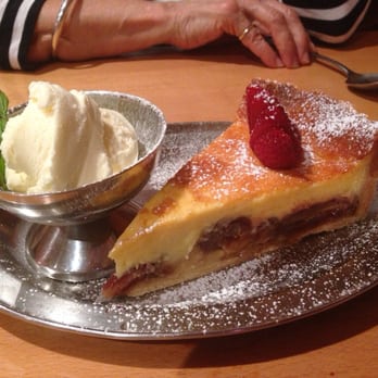 Papadino's Katoomba - Ricotta + date cheesecake - Italian Near Me - Katoomba, NSW