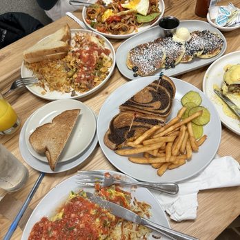 The Breeze Cafe - Breakfast & Brunch Near Me - Newark, California The Breeze Cafe - Breakfast & Brunch Near Me - Newark, California