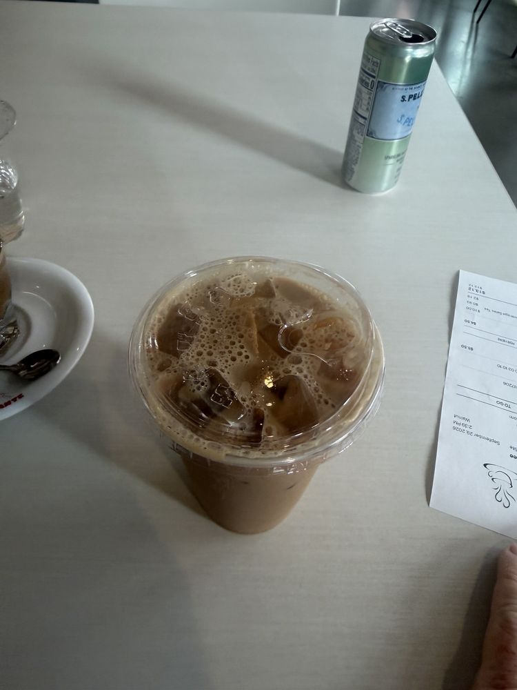 Amante Coffee Logo