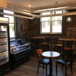 Earth Flow Studio & Cafe