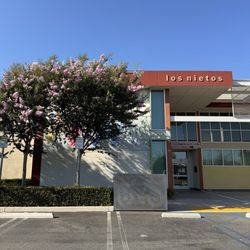 LA County Library - Los Nietos Library