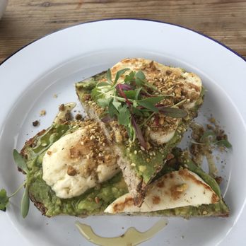 Blueys Kitchen - Avocado Toast with Haloumi, delicious! - Cafes Near Me - Santa Monica, California Blueys Kitchen - Avocado Toast with Haloumi, delicious! - Cafes Near Me - Santa Monica, California