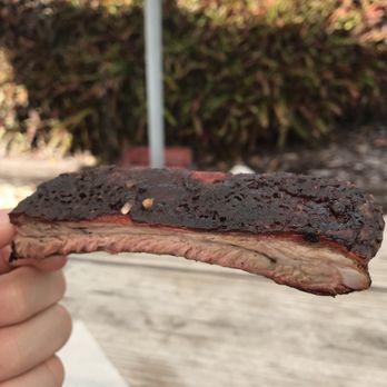 Mike's BBQ 101 - Perfect bite on the spare rib - Food Trucks Near Me - Key Largo, Florida Mike's BBQ 101 - Perfect bite on the spare rib - Food Trucks Near Me - Key Largo, Florida