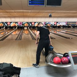 Chippewa Bowl - Fun night of bowling