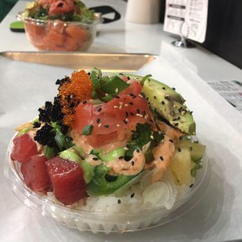 Aloha Poke - Little. Marinated Tuna. With the topping of "Everything" :) - Poke Near Me - Chicago, Illinois Aloha Poke - Little. Marinated Tuna. With the topping of "Everything" :) - Poke Near Me - Chicago, Illinois