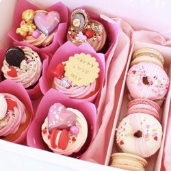 Whipped Bake Shop - Lovers box