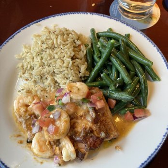 Red Lobster - Salmon New Orleans with Green Beans - Seafood Near Me - Thornhill, Ontario Red Lobster - Salmon New Orleans with Green Beans - Seafood Near Me - Thornhill, Ontario