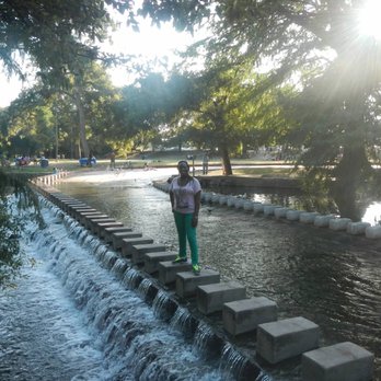 Brackenridge Park - Water fountain - Parks Near Me - San Antonio, Texas