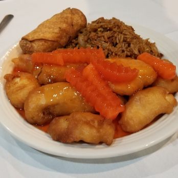 Hong Luck Restaurant - Sweet and sour chicken - Chinese Near Me - Levittown, Pennsylvania