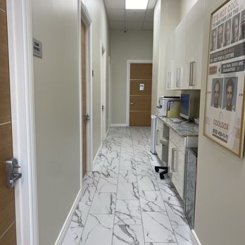 Cooloox - Hallway - Medical Spas Near Me - Glendale, California Cooloox - Hallway - Medical Spas Near Me - Glendale, California