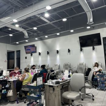 Joyful Nails And Spa - Nail Salons Near Me - West Point, Utah