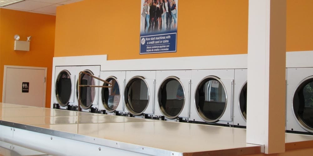 EZ LAUNDROMAT Updated October 2024 14 Photos 16 School St